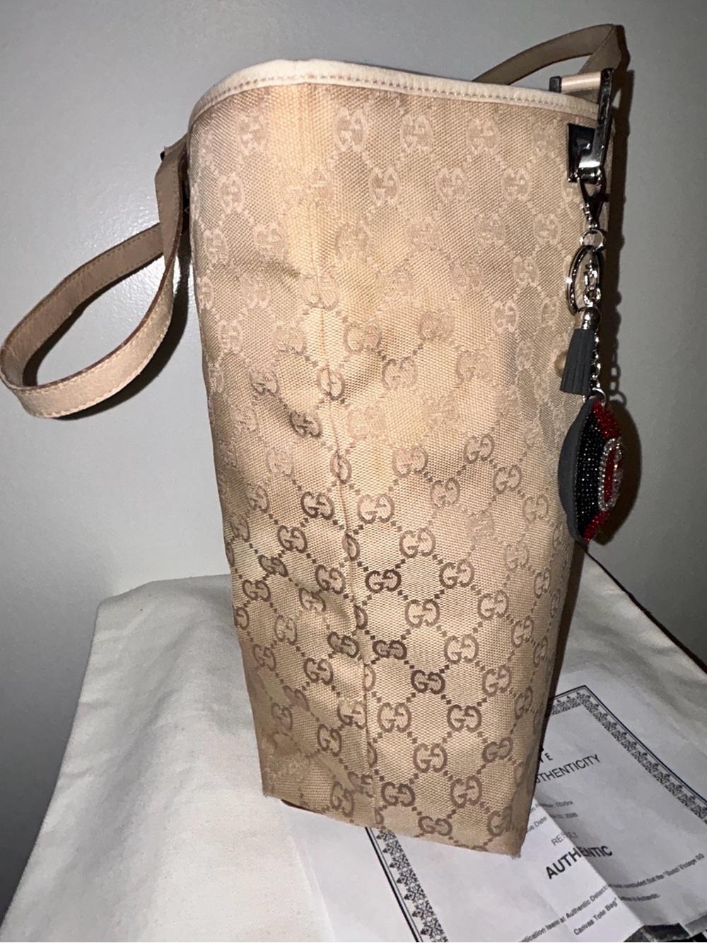 Vintage Gucci GG Canvas Shopper - Tom Ford Era 2000’s. COA included and charm - Picture 4 of 11